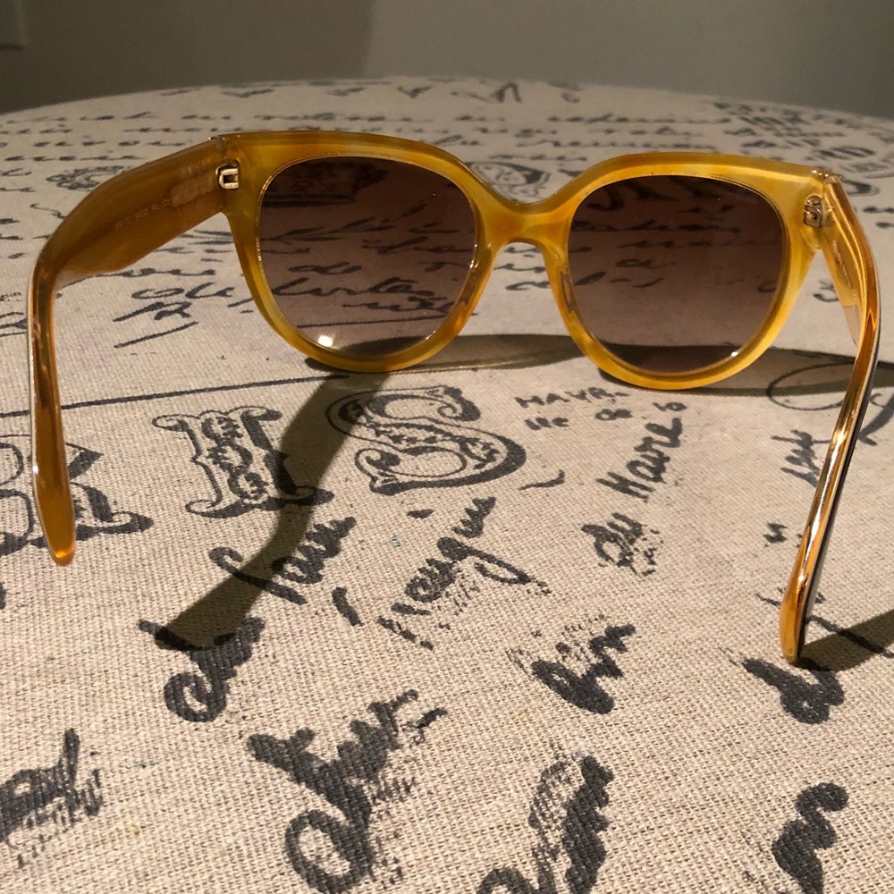 💯Authentic PRADA Milano Sunglasses - Picture 5 of 7